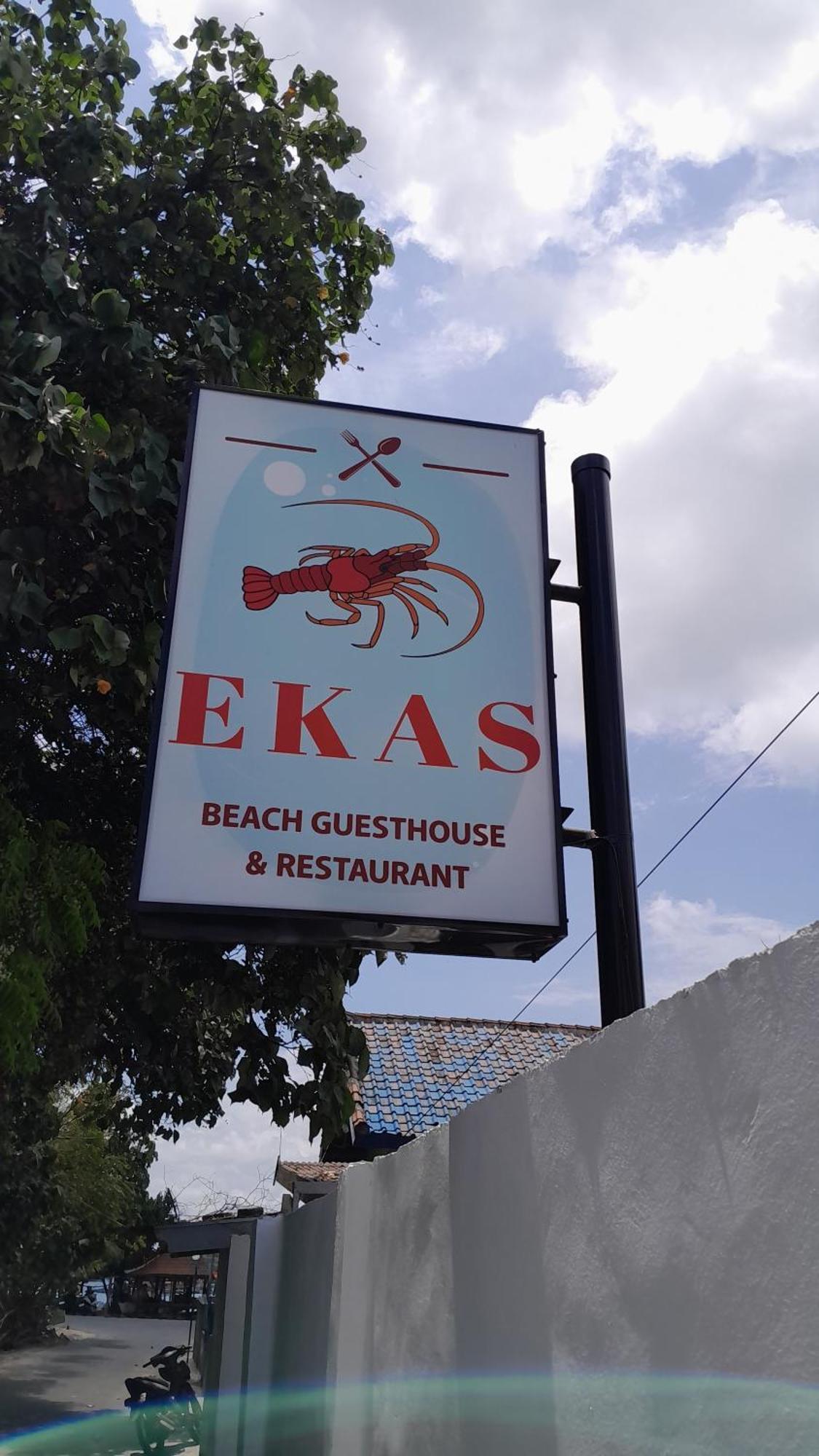 Ekas Beach Guesthouse And Restaurant エクステリア 写真